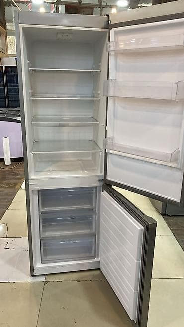 Duxovkalar: İkiqapılı soyuducu (alt hissədə dondurucu), inox rəngli korpus — 2