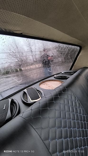 led işiqlar: VAZ 2106, mavi rəng, sedan kuzov. Xarici və salon: - Klassik xrom — 5