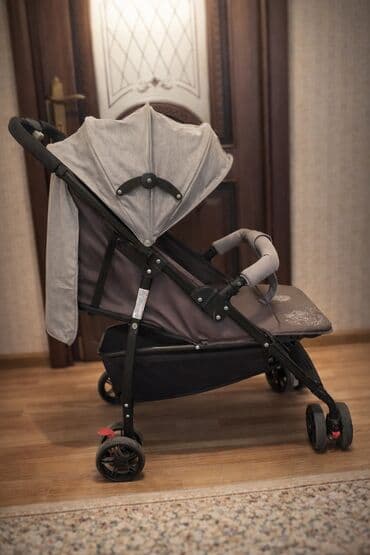 Klassik gəzinti arabası