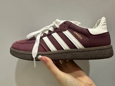 Məhsul: Adidas Samba idman ayaqqabısı(çakma) 41 razmerdi ama 39,40