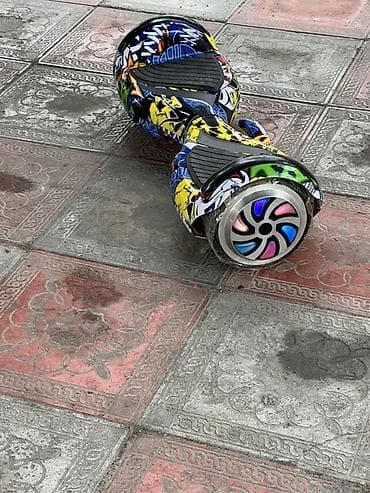 Elektrik nəqliyyatı: Heçbir problemi yoxdu. Graffiti dizaynlı 2 təkərli hoverboard — 4