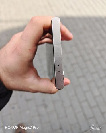 телефон fly ds105c: Samsung Galaxy S24 Ultra, 512 ГБ, цвет - Бежевый — 3