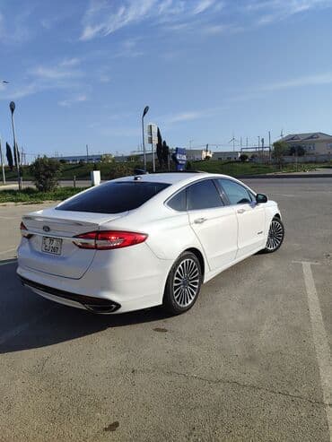 07 maşin: Ford Fusion: 2 l | 2017 il 184000 km Sedan — 4