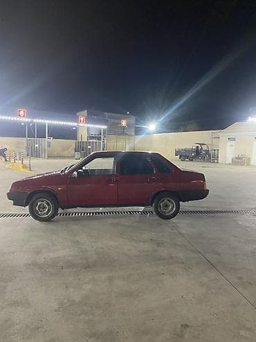 niva oturacaqlar: VAZ (LADA) 21099: 1.5 l | 1996 il 325000 km Sedan — 6