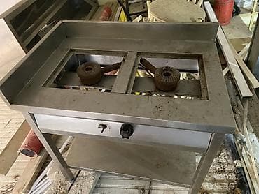 Konteynerlər: Peşəkar iaşə avadanlıqları paketi Tərkib: - Dönər ocağı: paslanmayan — 3