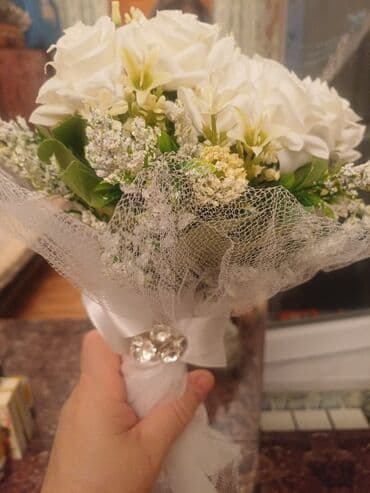 Декор и интерьер: Gəlin gülü bir dəfə istifadə olunub Qiymət 25 manat — 2