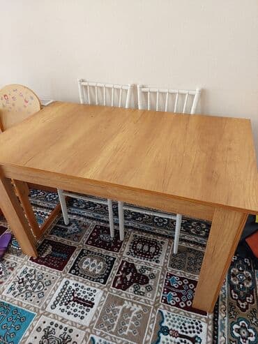 Qonaq masası, Açılmayan, Taxta, Dördbucaq masa