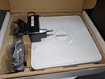 hdm: HiWatch videomüşahidə qeydiyyat cihazı (DVR). Cihaz üzərində — 2