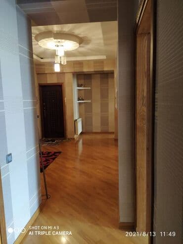 8 mikrorayon: Xətai metrosuna 16 mertebeli binanın 8-ci mərtəbəsində yerləşən — 7