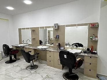 bərbər guzgu: Peşəkar bərbər mebeli və iş guşəsi komplekti - 3 iş stansiyası: hər — 2