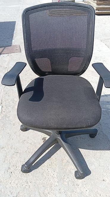 Ofis kreslo iwleydi — 1