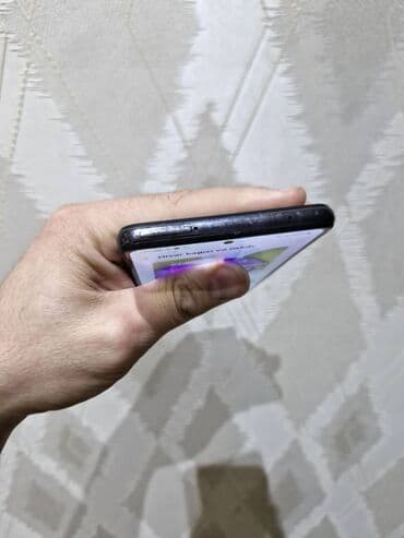 samsunq a52: Samsung Galaxy A52, Barmaq izi, Face ID — 3