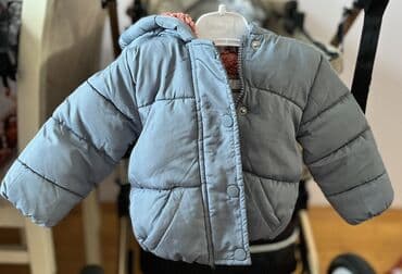 детские комбинезоны на синтепоне: Uşaq üçün qalın, yüngül şişmə kurtka - Rəng: boz - Model: kapüşonlu — 1