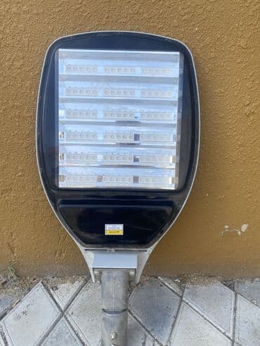 isiq generator satilir: Küçə işıqlandırması üçün nəzərdə tutulmuş bu LED lampa, müasir dizaynı — 1