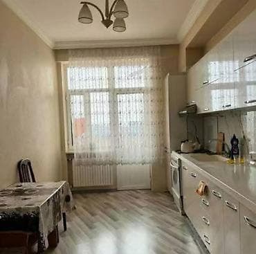 Mənzillər: 3 otaqlı mənzil – geniş və işıqlı planlama - Zal: Geniş ölçülü — 6