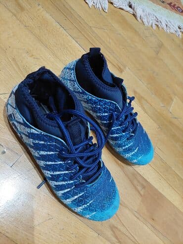 Donlar: Futbol uçun butsi.36razmer.turkiyeden sifariş etmişəm.uşaq 2ay futbola — 3