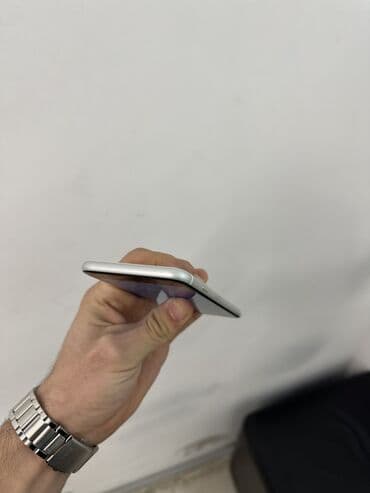 Kompüter, noutbuk və planşetlər: IPhone SE 2020, 64 GB, Ağ, Zəmanət, Barmaq izi, Simsiz şarj — 5