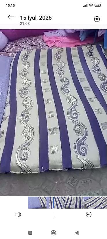 i̇kinci el: Taxt ucun yun dosek 20m satilir yaxsi veziyyetde az islenib problemi — 1