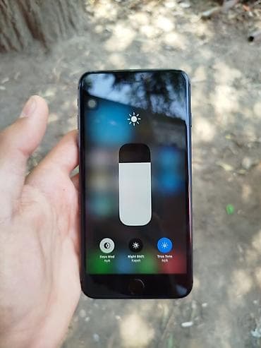 17 pro ikinci el: IPhone 8 Plus, 64 GB — 2