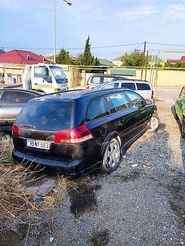 opel vectra b: Opel Vectra C Caravan (universal), qara rəng Xüsusiyyətlər: - Kuzov — 4