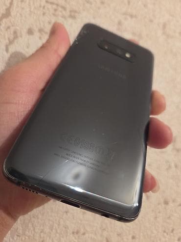smart televizor satilir: Samsung Galaxy S10e, 128 GB, rəng - Qara, Barmaq izi — 6