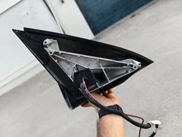 yol guzgusu: Sol, Mercedes-Benz GLE, 2021 il, ABŞ — 2