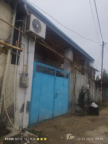 Həyət evi satılır 41-ci Maştağa küçəsində. 3 otaq + metbex+ WC+