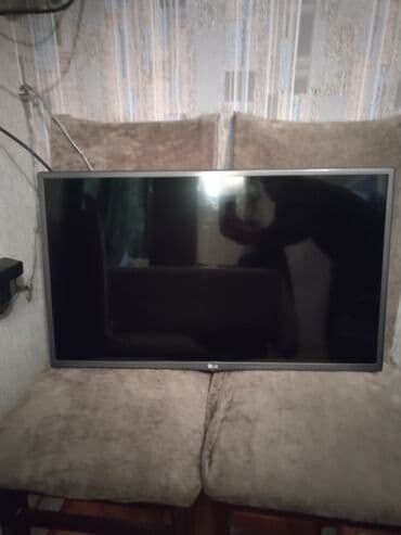 столики для телевизора: İşlənmiş Televizor LG LED ekran 82" Ünvandan götürmə — 4