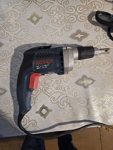 perforator bosch: Orginal knopkada verilir(mağazda qiyməti 1dənəsi 27manatdır onuda — 2
