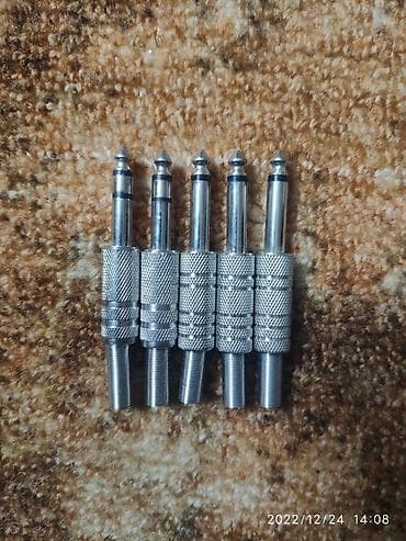 səs oturucu: Mono və stero başlıqlar payka üçün işlədənlər bilər Əhmədli metrosuna — 1