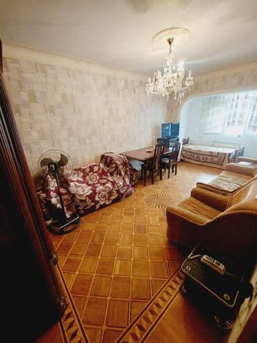 qobuda kirayə evlər: Qaraev metrosunun yaxınlığında ümumi sahəsi 85 kv,m olan,3 otaqlı əla — 1