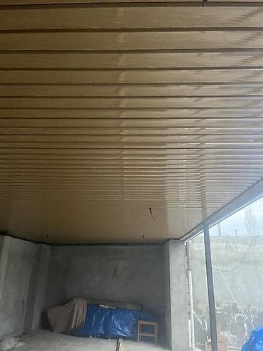 həyət dizaynı: PVC və metal profilli tavan/soffit obşivkası və dam altı üzlənməsi — 3