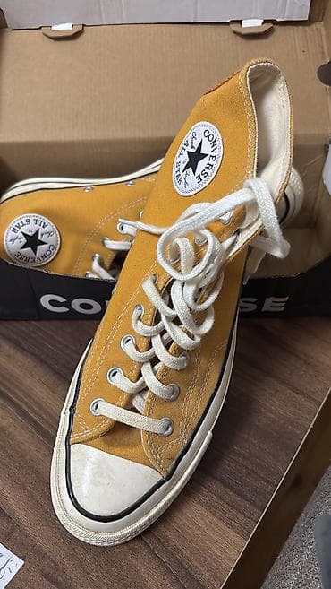 conver: Satılır – Original Converse (Kişi) 📏 Ölçü: 41 🎨 Rəng: Sarı (Mustard) — 2