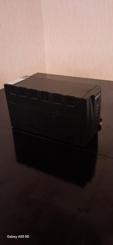 mini laptop: ARTtronic UPS (fasiləsiz enerji təchizatı) - Marka/model: ARTronic — 3