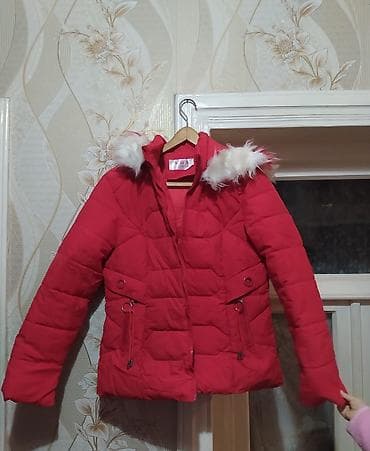 prsluk karl lagerfeld: Qiz üçün balonka az geyinilmiş qırmızı rəng — 2