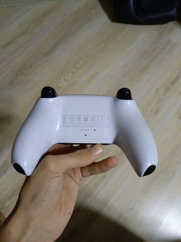 PS2 & PS1 (Sony PlayStation 2 & 1): PlayStation 5 dualsens orjinaldir problemsizdir ehdiyac yoxdu deye — 2