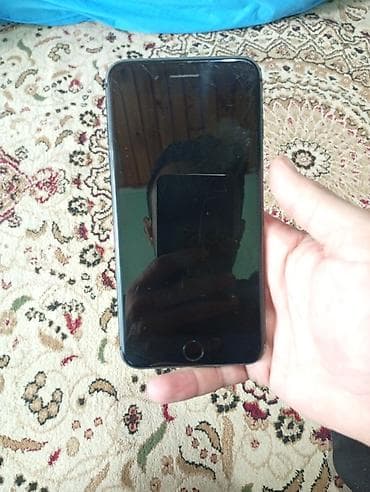 iphone 11 pro 2 ci əl: IPhone 8 Plus, 64 GB, Qara, Barmaq izi — 3