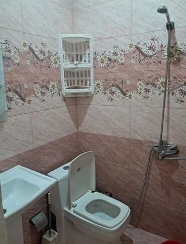 Ev satlir Bayil Dünya Market yani asagi yol Yola ysxin 10 deq su idman