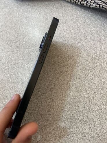 iphon 12 mini: IPhone 13, Qara, Face ID — 2