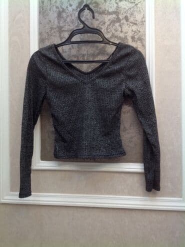 Trendyoldan alinib. Yaxşı vezıyyetde. S-M razmer lalafo.az -da Trendyoldan alinib. Yaxşı vezıyyetde. S-M razmer