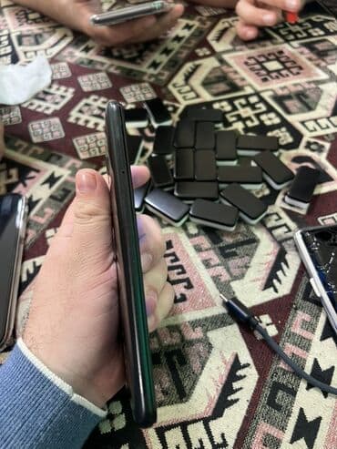 redmi ucuz: Redmi 8, 32 GB, rəng - Qara, Sensor — 4