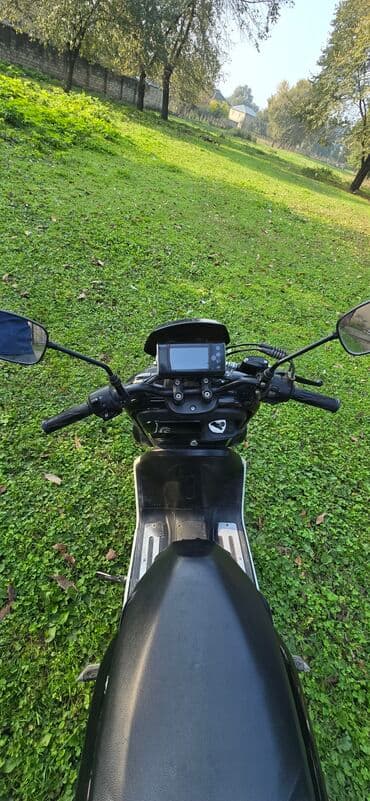 hibrit masinlar turbo az: Skuter FY-ET - Rəng: Qara-ağ iki­rəng dizayn - Gediş mövqeyi: Aşağı — 2