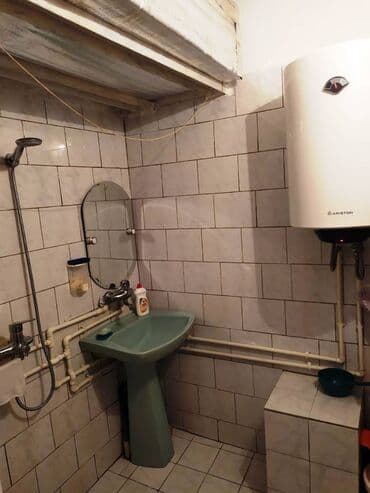 ağ şeher evler: Bakı, 3 otaqlı, Köhnə tikili, 70 kv. m — 9