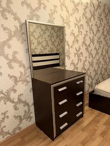 unitaz modelleri: İkinəfərlik çarpayı, Dolab — 1