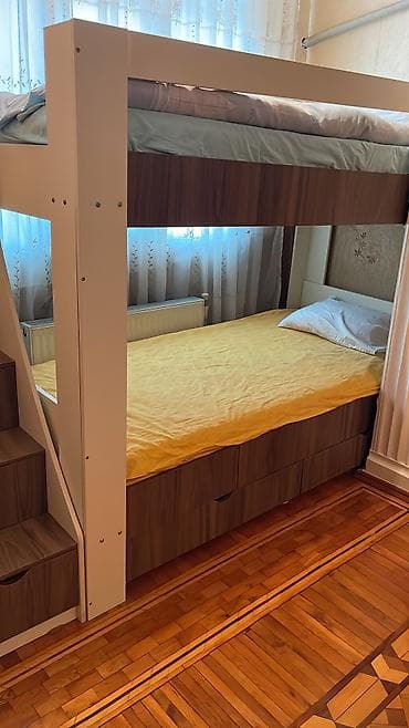 İki ( 2 )mərtəbəli çarpayı satılır. 800 AZN-ə alınıb.Dəyərinən çoox — 4