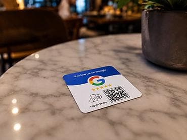 Рекламные щиты: Məhsul: Google rəyləri üçün NFC/QR masaüstü lövhələri və stikerlər — 3