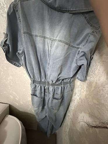 Denim kombinezon - Material: açıq mavi yuyulmuş denim (pambıq — 1