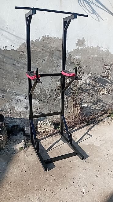 CD, DVD диски и кассеты: Turnik brus birlikde yaxsi veziyyetde tecili satilir endirim olunacaq — 2