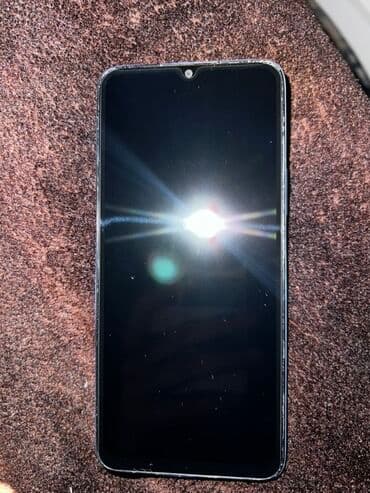 honor x6 ekran qiymeti: Honor X6a, 128 GB, rəng - Gümüşü, Barmaq izi, Face ID, İki sim kartlı — 1