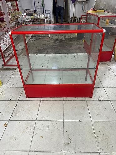 https:promo.bizon.az: Ərzaq mağazası bağlandığı üçün qırmızı profildən yığılma şüşə vitrin — 3